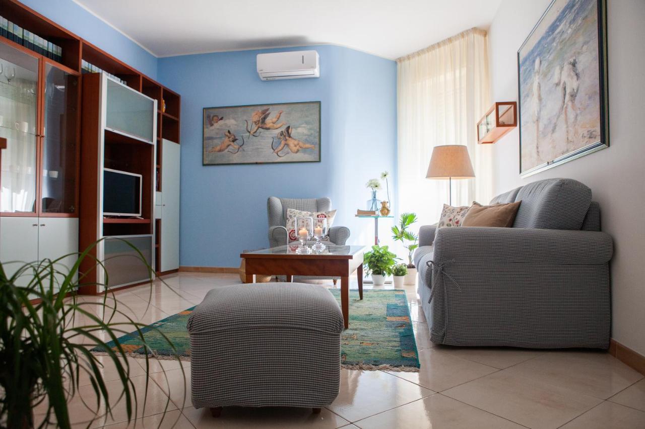 Apartamento DomoMea - Vespucci 4 Quartu SantʼElena Exterior foto
